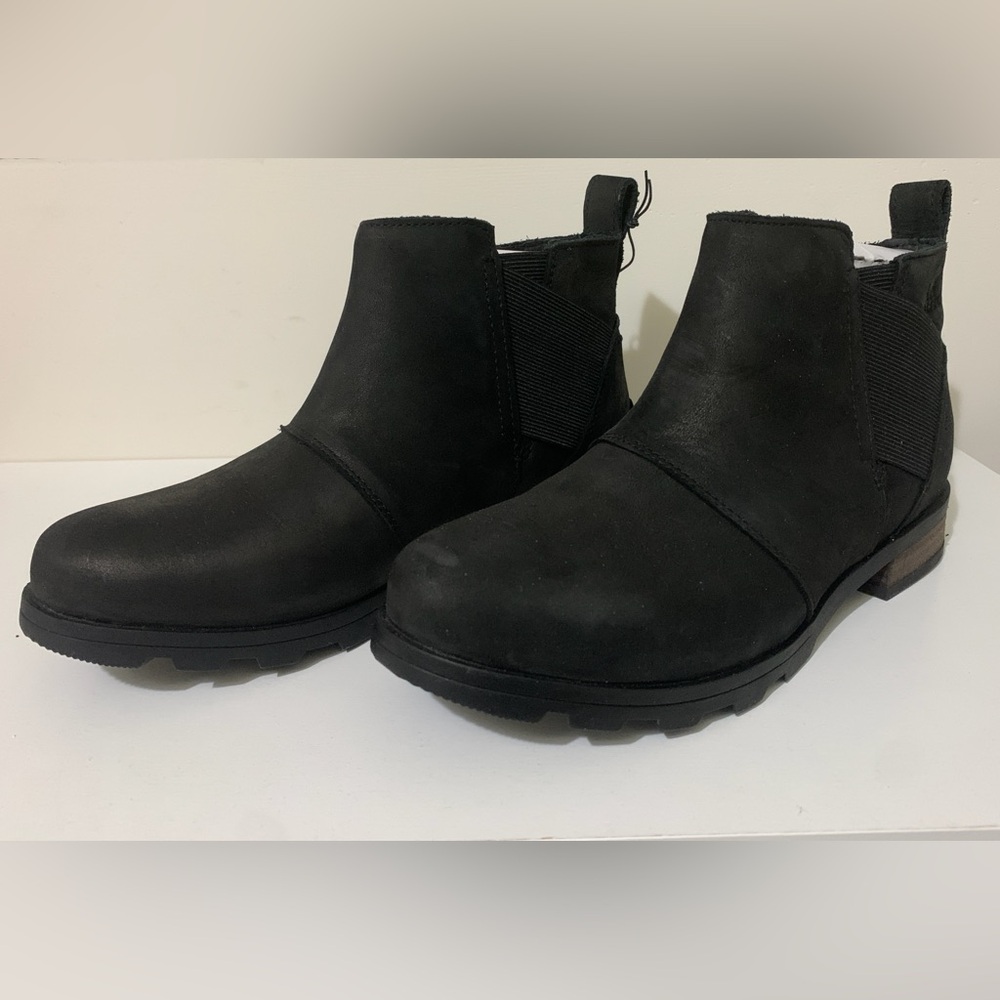 Sorel Women’s Black Emilie Chelsea Boots